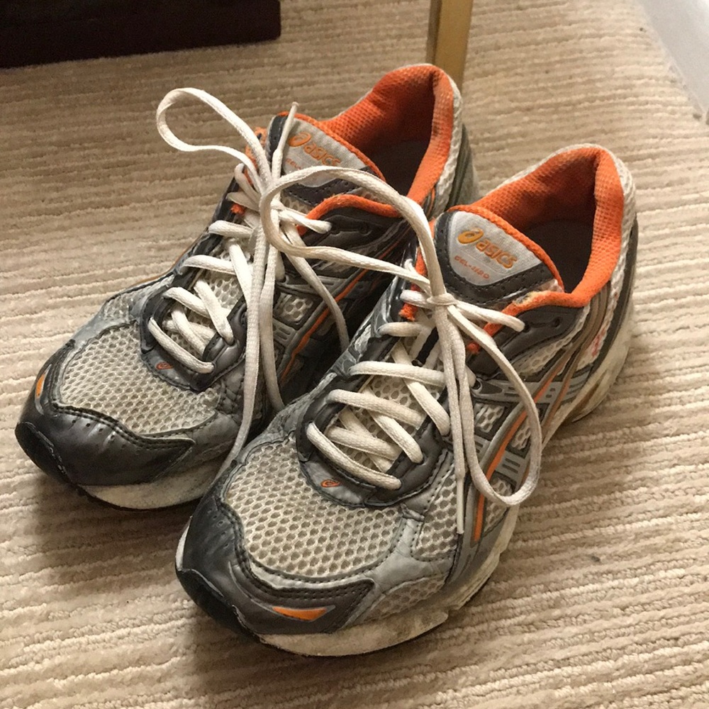 Asics tennis shoes